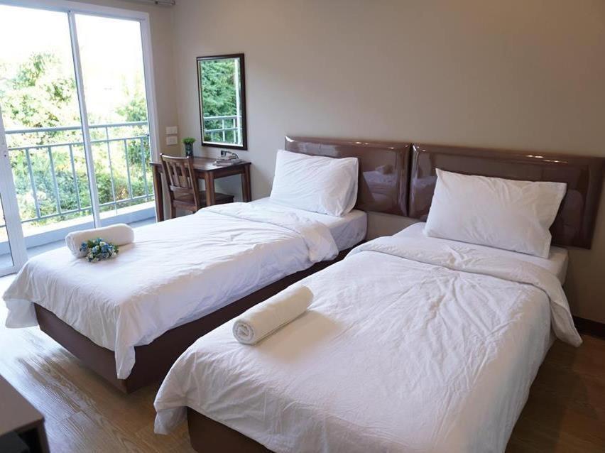Chompu Nakarin Apartment Trang Ngoại thất bức ảnh
