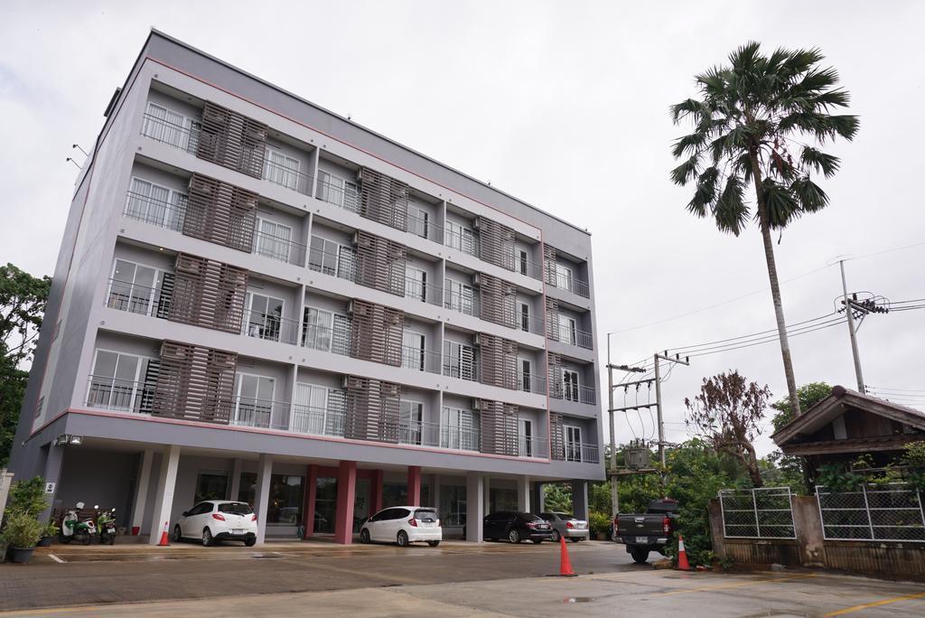 Chompu Nakarin Apartment Trang Ngoại thất bức ảnh