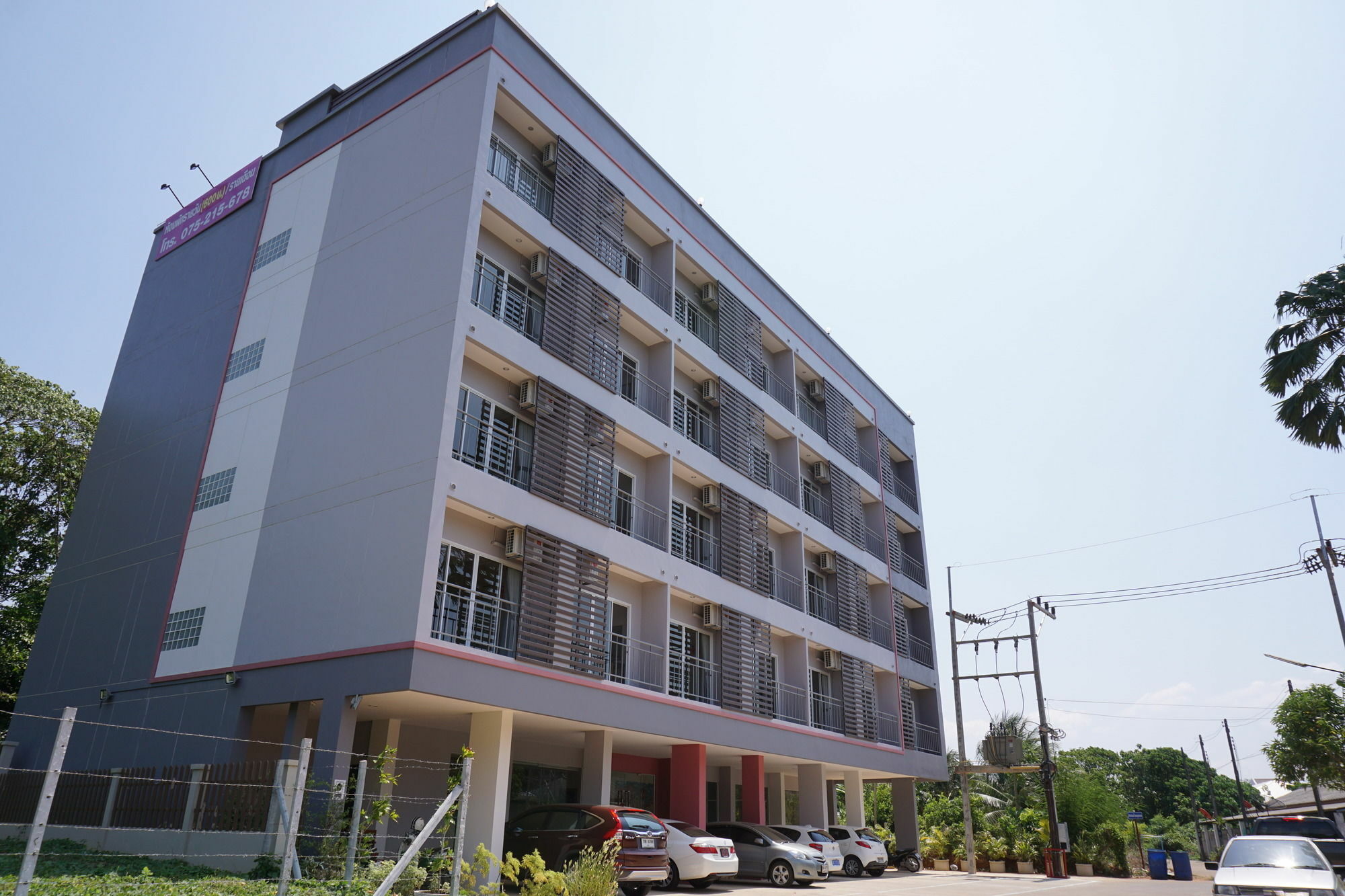 Chompu Nakarin Apartment Trang Ngoại thất bức ảnh