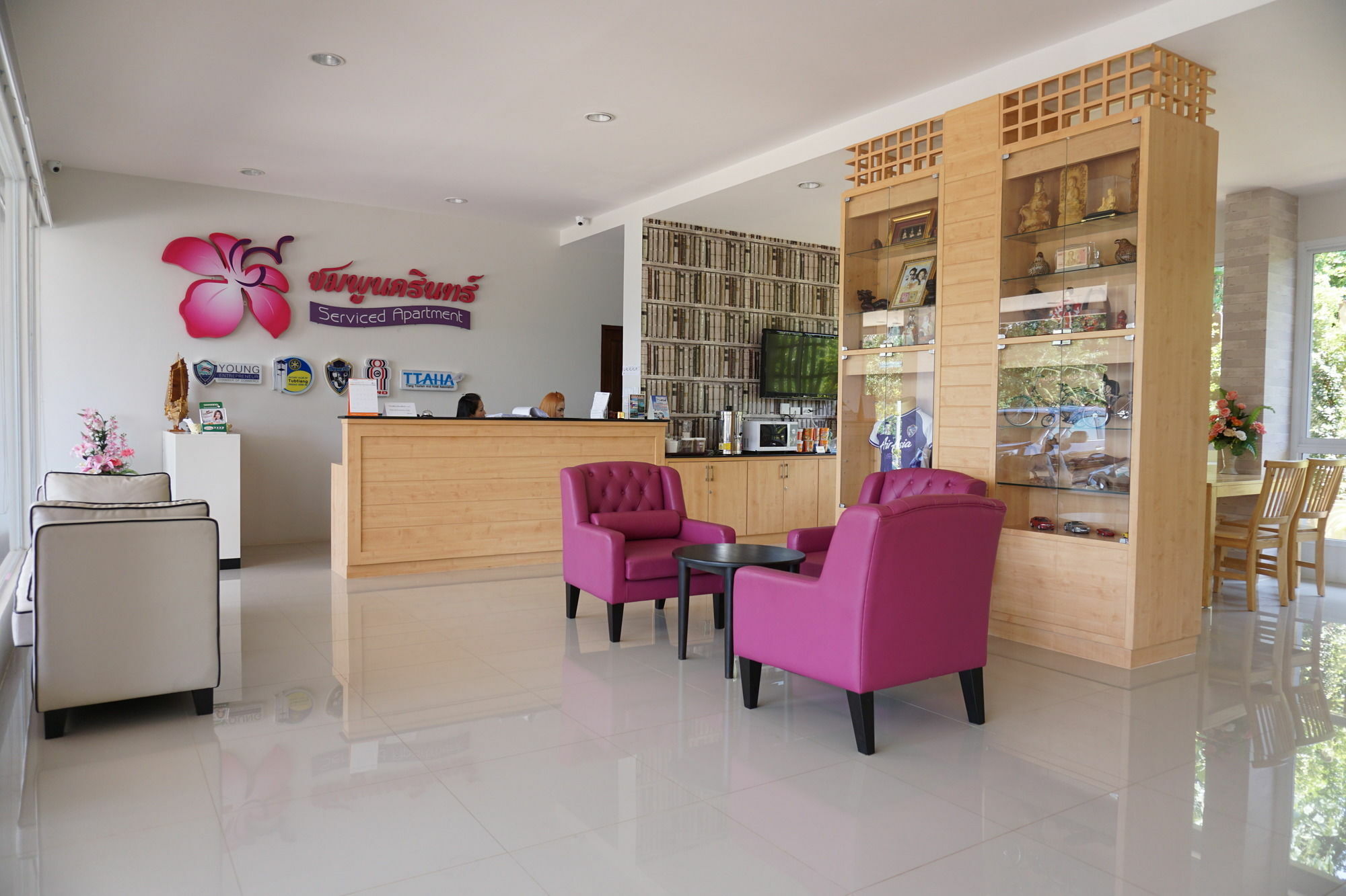 Chompu Nakarin Apartment Trang Ngoại thất bức ảnh