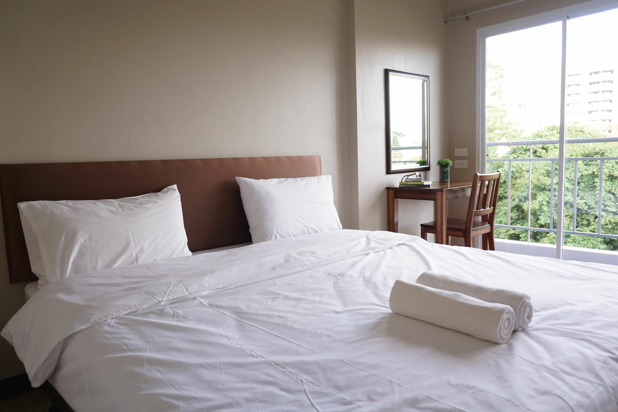 Chompu Nakarin Apartment Trang Ngoại thất bức ảnh